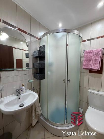 Apartament cu 3 camere decomandat în Universitate