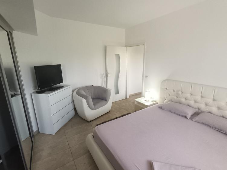 Apartament cu 2 camere decomandat, mobilat în Cug
