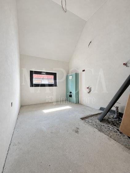 Duplex cu 4 camere cu Canalizare în Bună Ziua