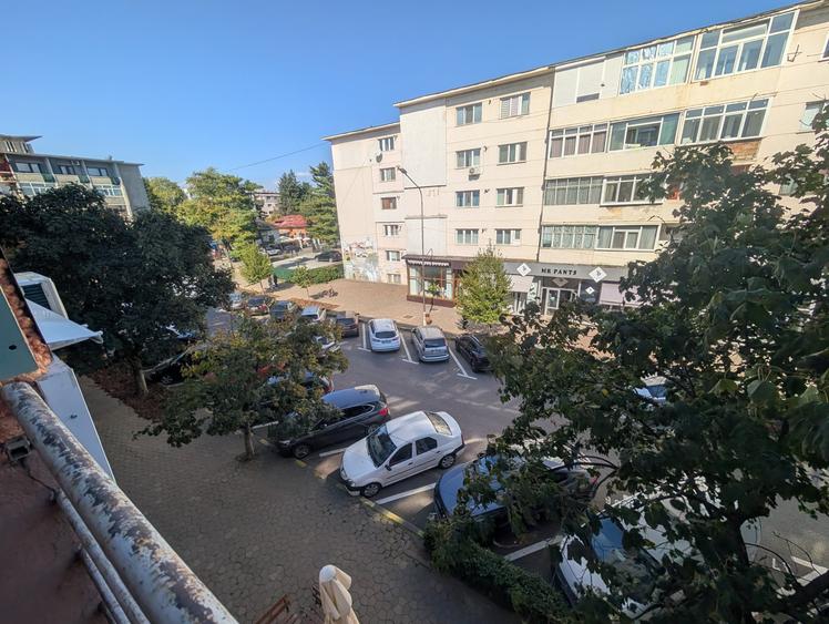 Apartament cu 2 camere nedecomandat în Ultracentral