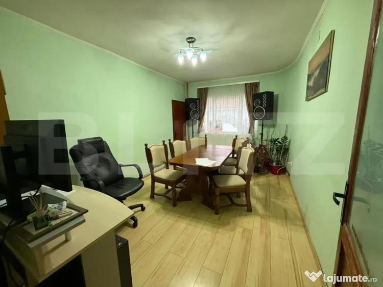 Apartament cu 7 camere în Ultracentral