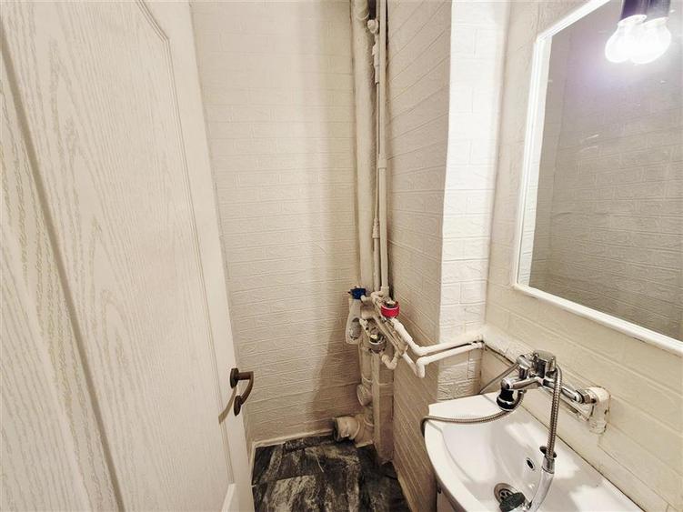 Apartament cu 2 camere nedecomandat în Tătărași