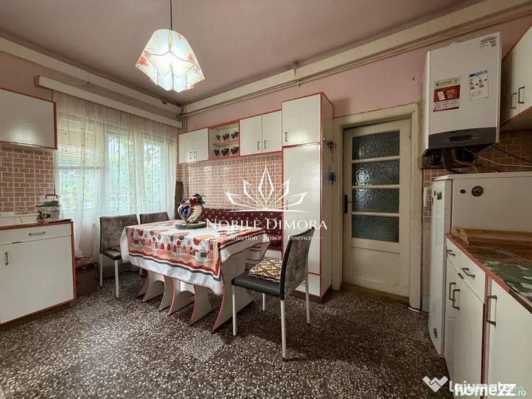 Casă cu 4 camere cu Teren 398 Mp în Central