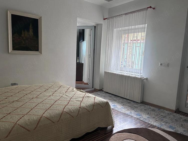 Casă cu 5 camere cu Teren 165 Mp în Stadion
