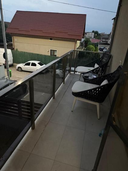 Apartament cu 3 camere decomandat, mobilat în Fundeni