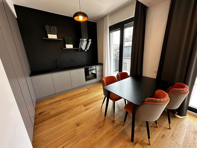 Apartament cu 3 camere, mobilat în Grivița