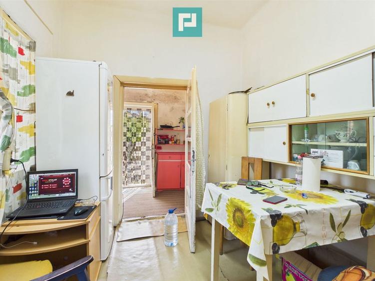 Casă cu 5 camere cu Teren 1130 Mp în Alfa
