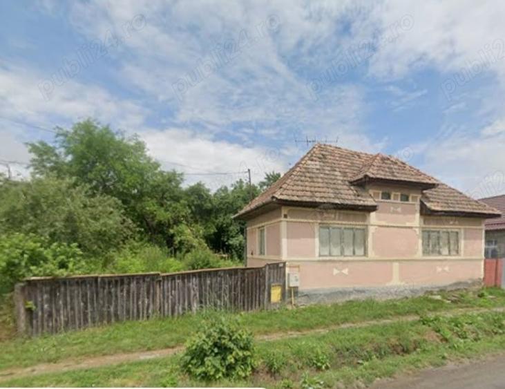 Casă cu 4 camere cu Teren 20024 Mp în Suplac