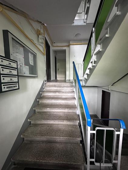 Apartament cu 3 camere decomandat în Drumul Taberei