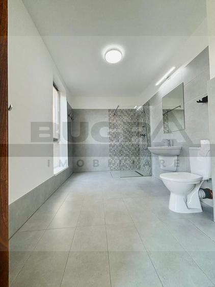 Duplex cu 5 camere cu Canalizare în Europa