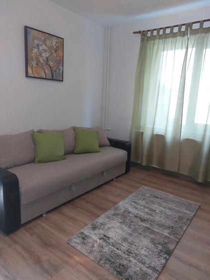 Garsonieră decomandată în Ozana