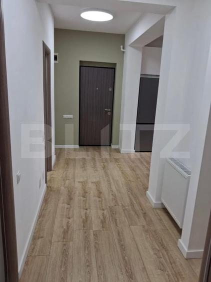 Apartament cu 3 camere decomandat, mobilat în Central
