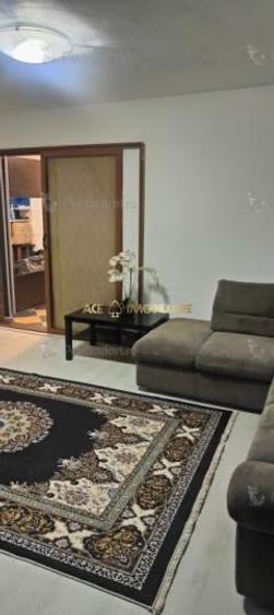 Apartament cu 2 camere semidecomandat, mobilat în Timpuri Noi