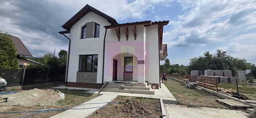 Vila cu 4 camere de vanzare in Brebu - 6