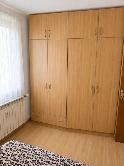 Apartament cu 3 camere semidecomandat în Brâncoveanu
