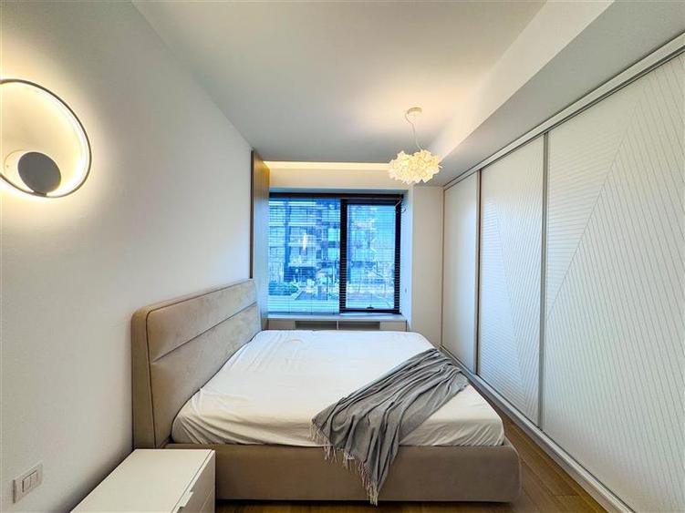 Apartament cu 2 camere semidecomandat, mobilat în Floreasca