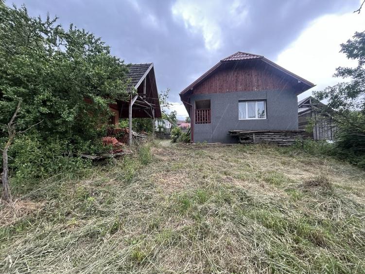 Casă cu 2 camere în Cojocani