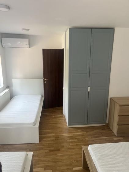 Casă cu 4 camere în Cumpătu