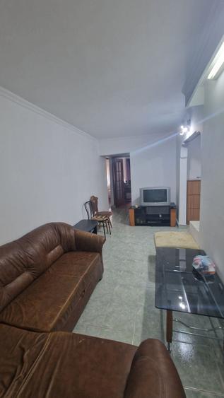 Apartament cu 2 camere decomandat în Bratia din Deal