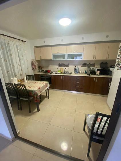 Casă cu Teren 656 Mp în Ciorogârla