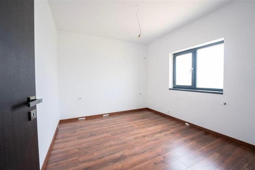 Casa P+1+M - teren 374 mp  - BERCENI - 4