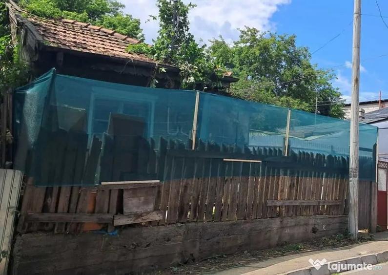 Casă cu 2 camere cu Teren 130 Mp în Tei