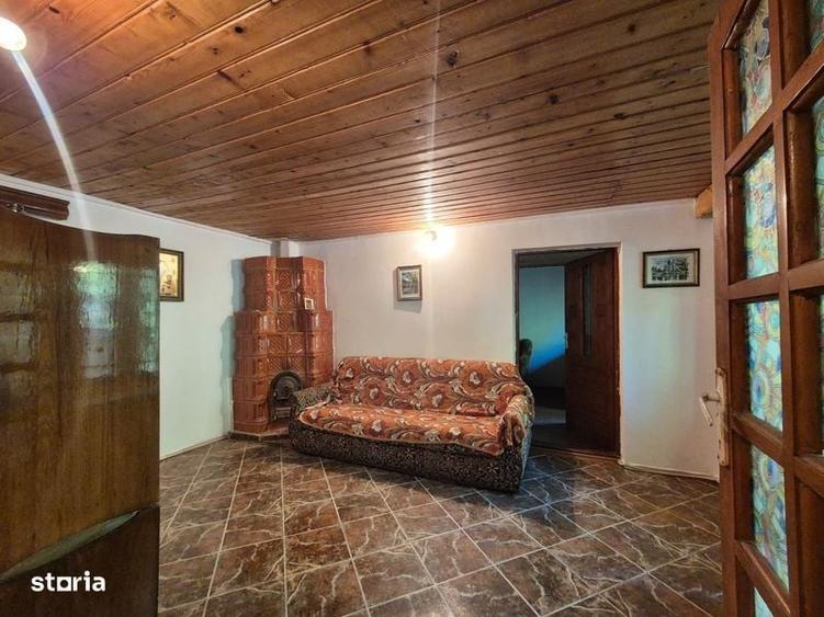 Casă cu 4 camere cu Teren 550 Mp în Central