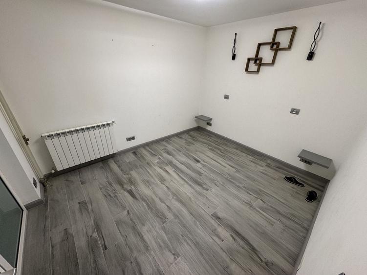Apartament cu 3 camere semidecomandat, mobilat în Tomis II