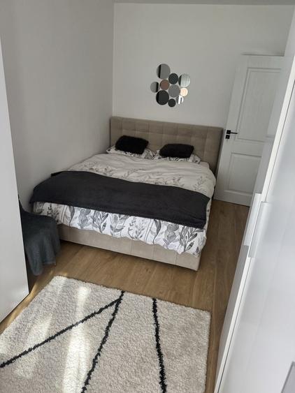 Apartament cu 2 camere semidecomandat în Calea Moldovei