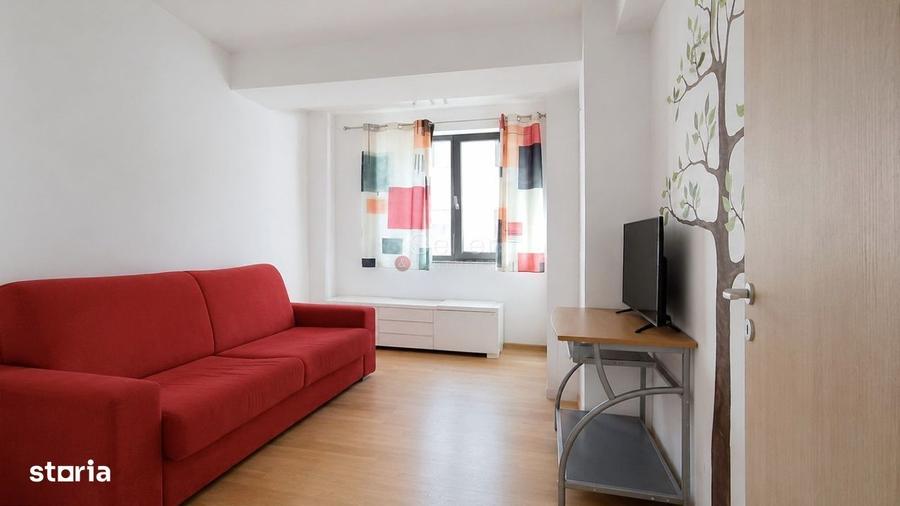 Apartament cu 3 camere, mobilat în Central
