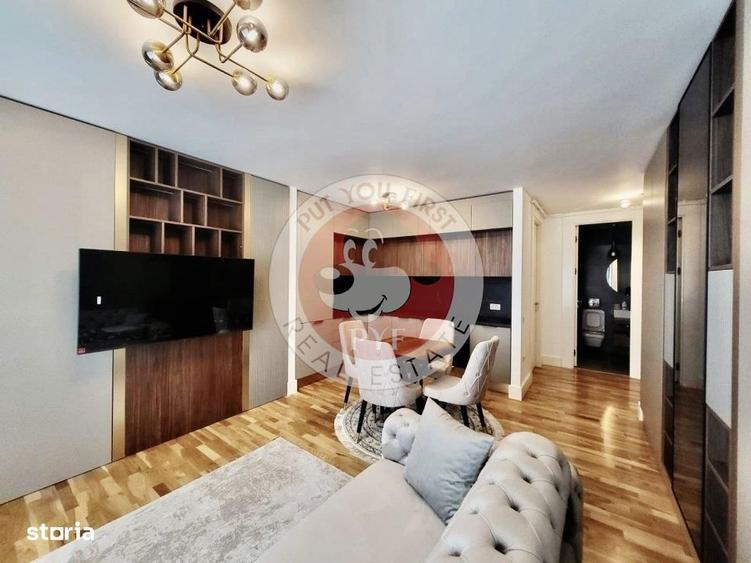 Apartament cu 3 camere în Tei
