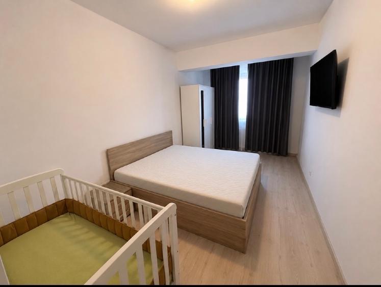 Apartament cu 3 camere decomandat, mobilat în Bucureștii Noi