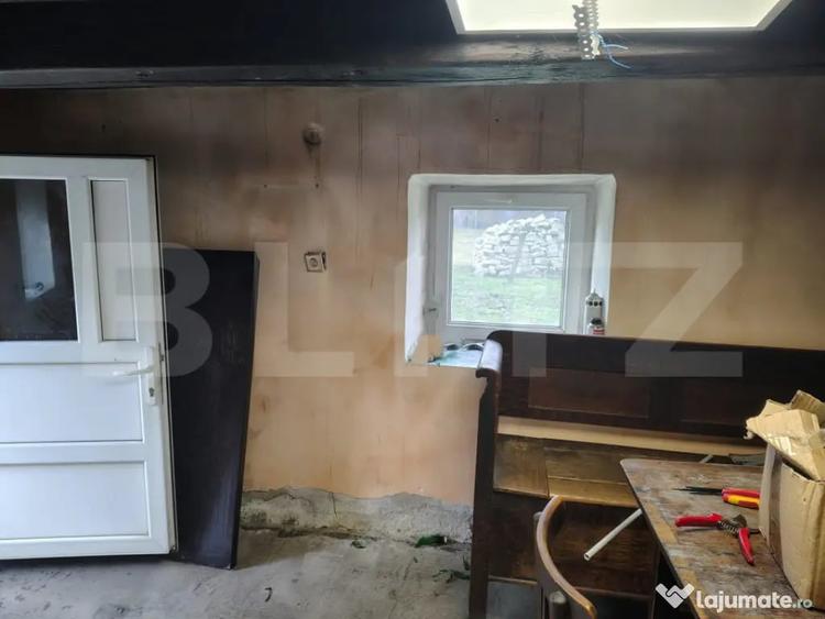 Casă cu 4 camere cu Teren 1360 Mp în Iris