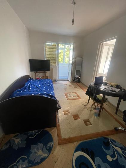 Apartament cu 3 camere nedecomandat în Alexandru cel Bun