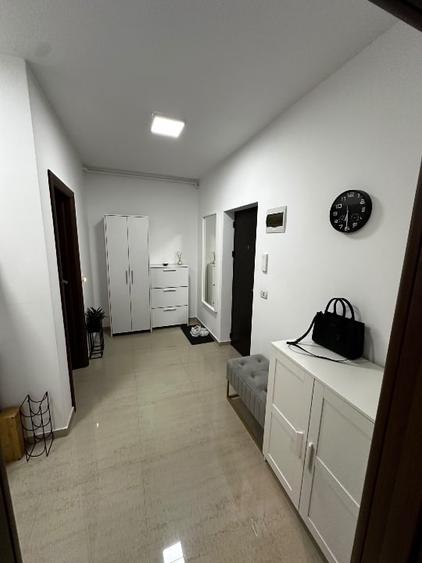 Garsonieră decomandată, mobilată în Fundeni