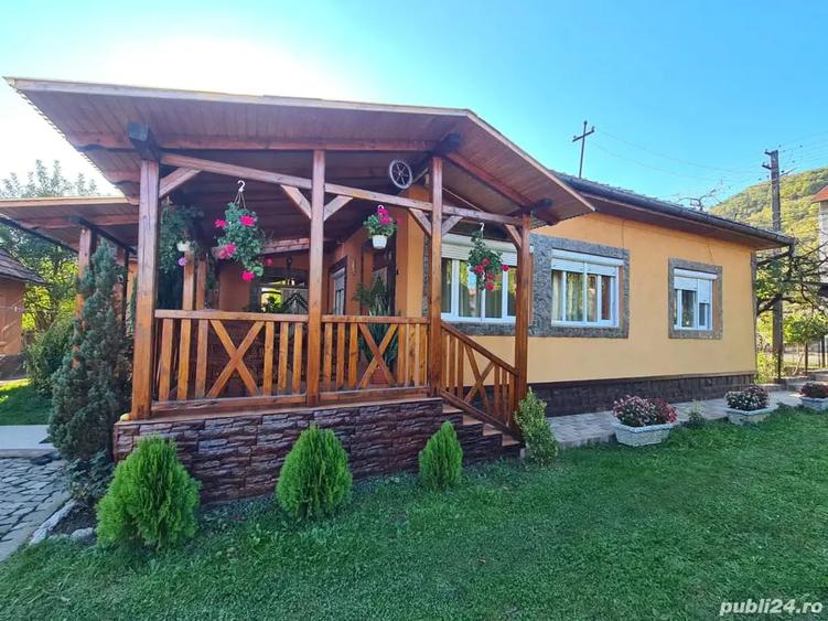 Casă cu 3 camere cu Teren 750 Mp în Criș