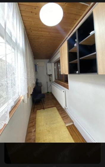 Apartament cu 2 camere decomandat în Rovine