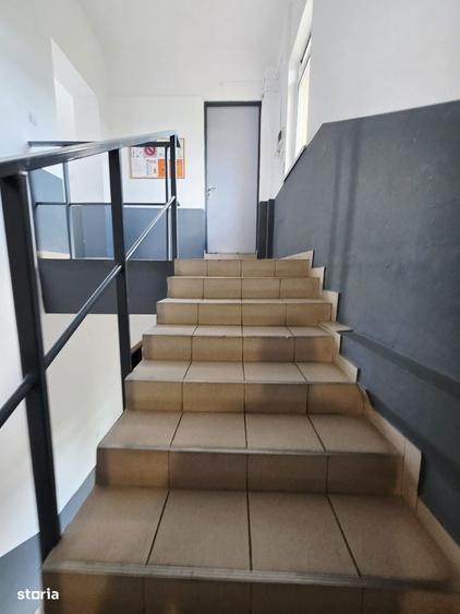Spațiu comercial, de 163 mp, în Podu Roș