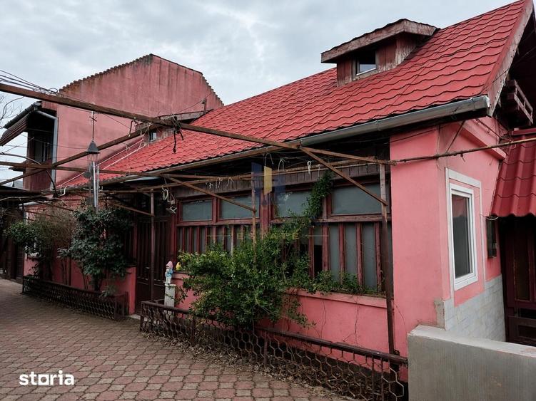 Apartament cu 6 camere în Aradului