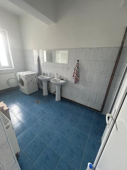 Spațiu comercial, de 200 mp, în Central