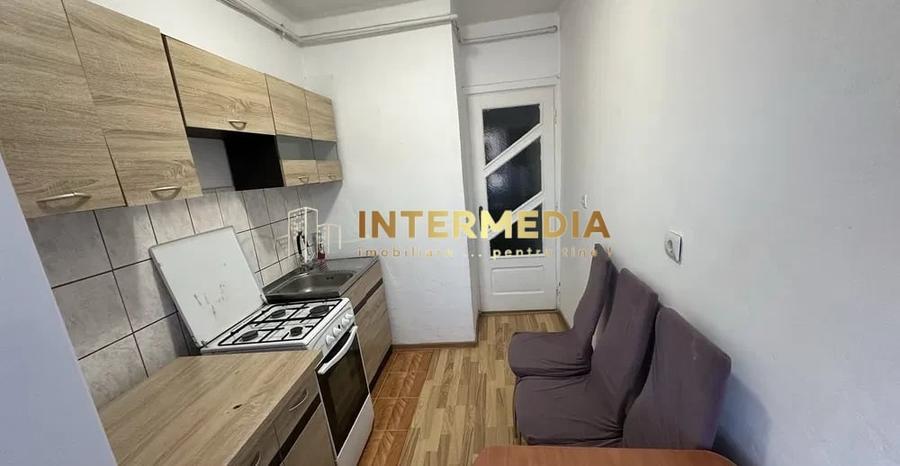 Apartament cu 2 camere decomandat, mobilat în Industrială