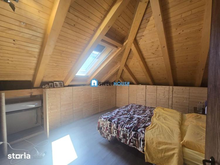 Casă cu 4 camere cu Teren 300 Mp în Central