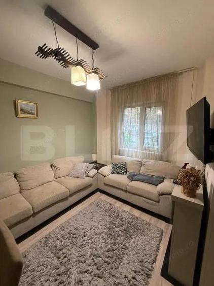 Apartament cu 4 camere decomandat în Vest