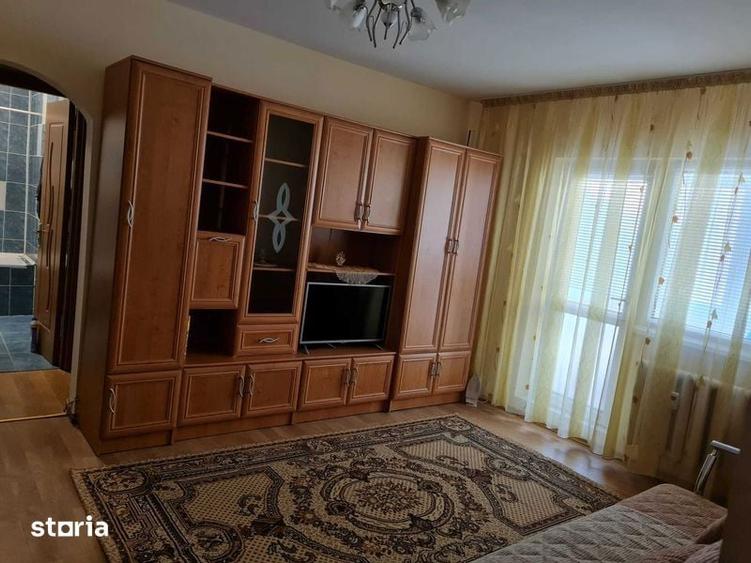 Apartament cu 2 camere semidecomandat în Republicii