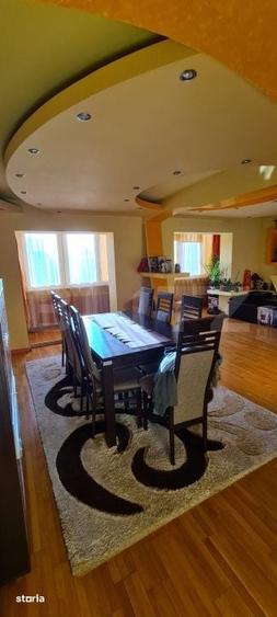Apartament cu 4 camere în Ultracentral