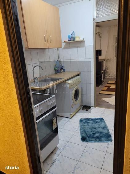 Garsonieră semidecomandată în Titan