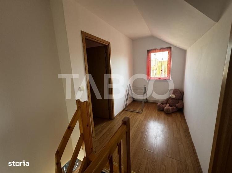 Apartament cu 4 camere decomandat în Vasile Aaron