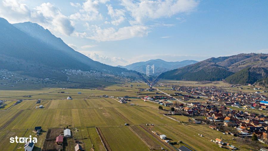 Casă cu 3 camere cu Canalizare în Plaiul Foii
