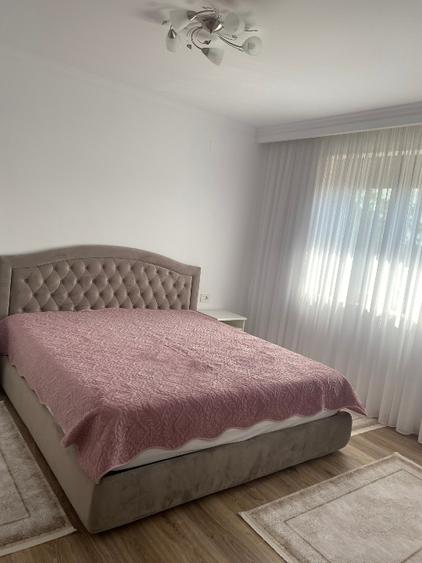 Duplex cu 6 camere cu Canalizare în Afumați