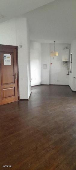 Casă cu Teren 400 Mp în Decebal